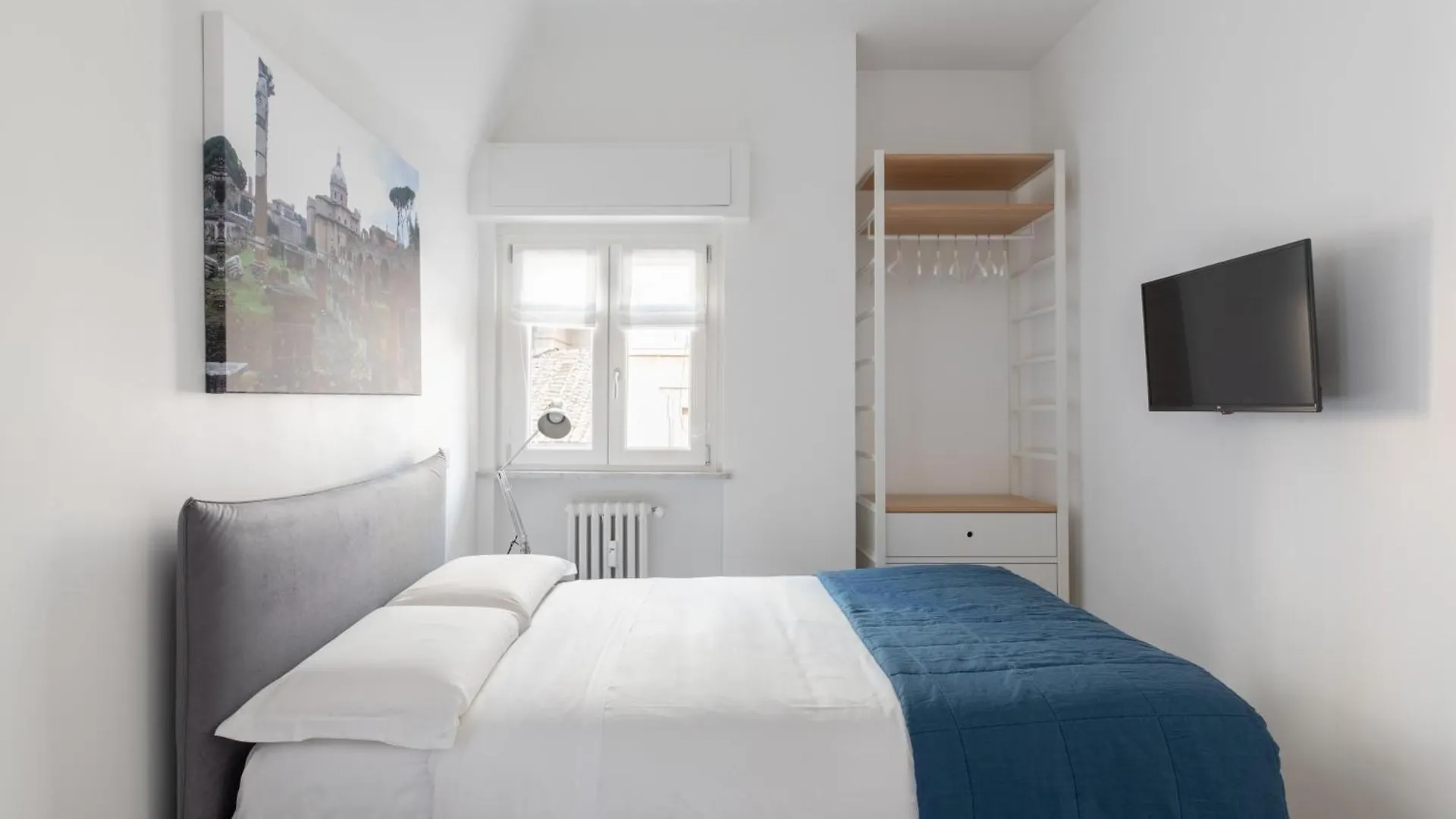 Apartment Roman Residenza